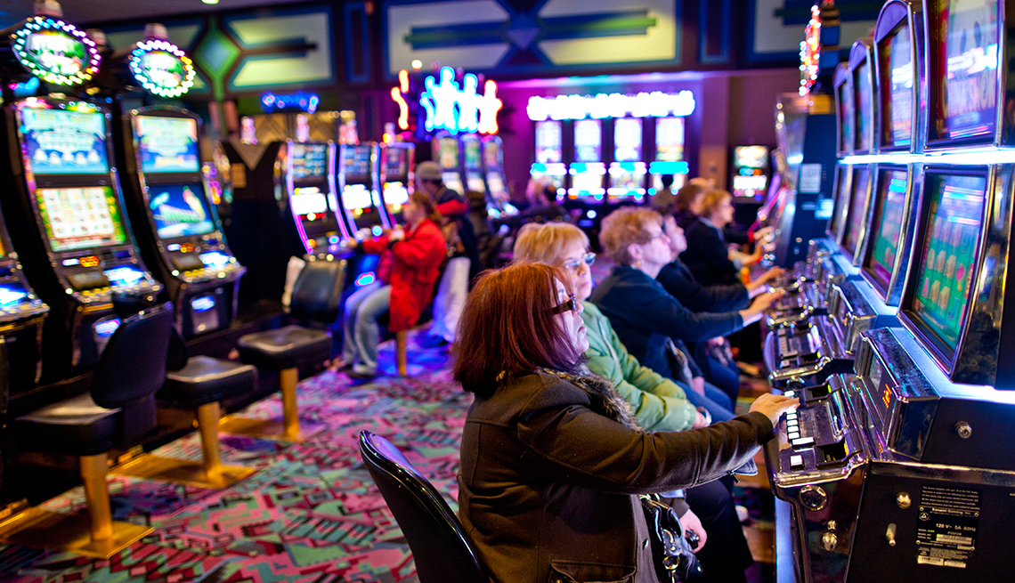 Slot Game Fever: Why These Games Keep Players Coming Back