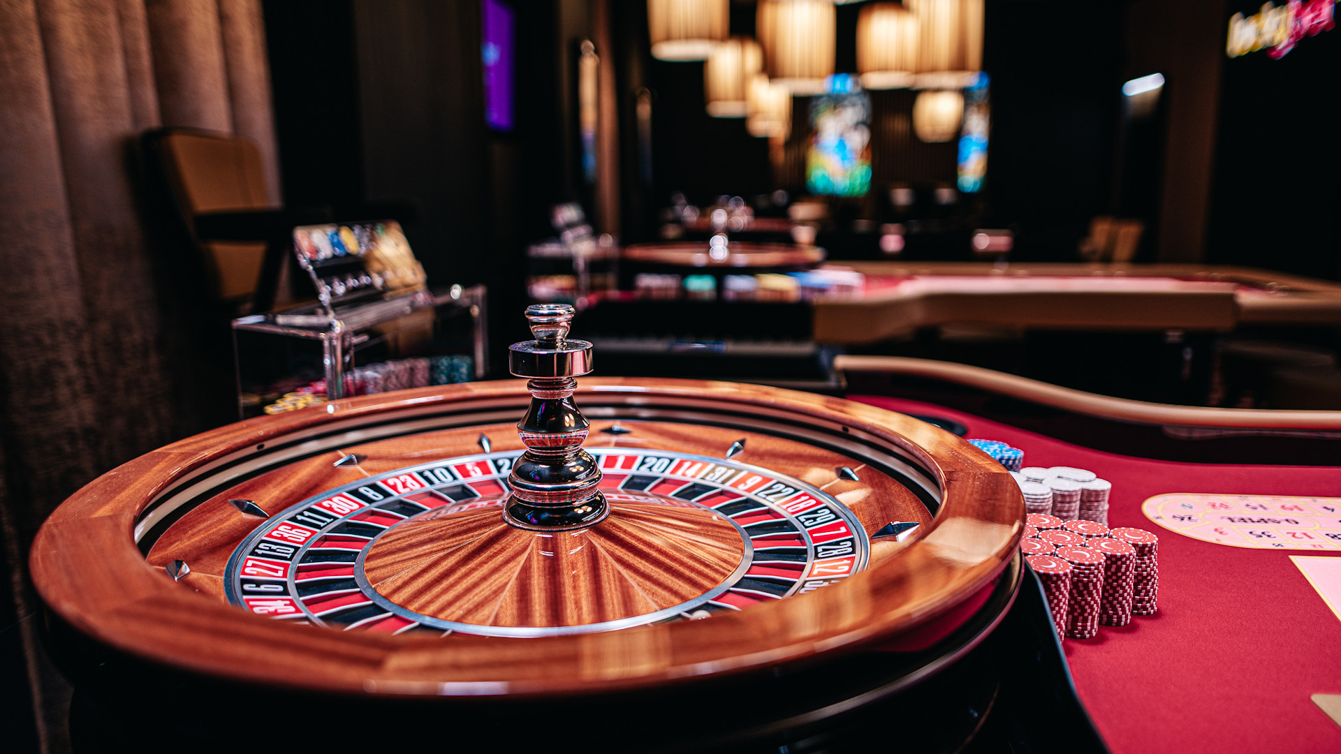 The Casino Connoisseur’s Handbook: Navigating the Tables